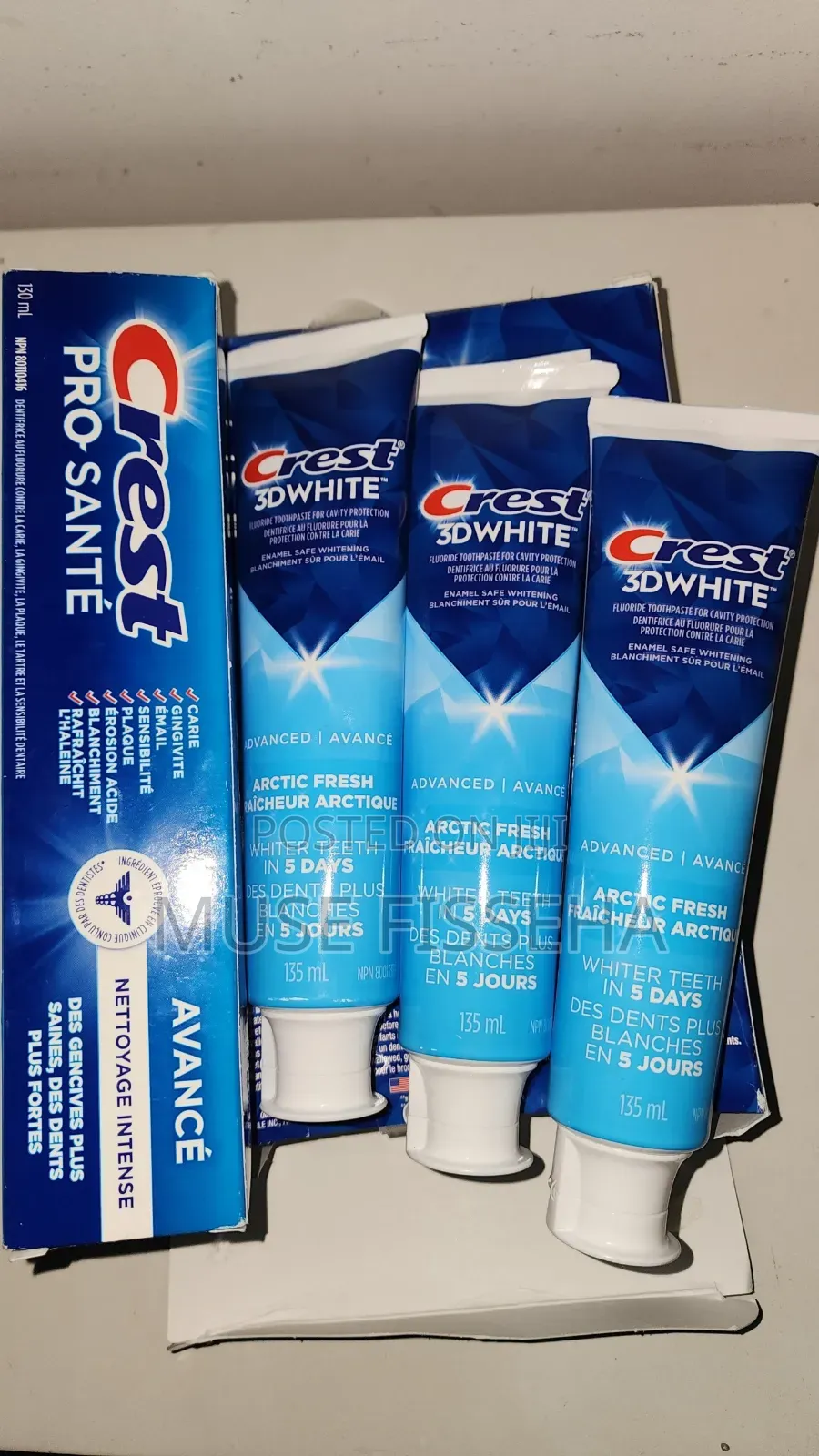Crest 3D White