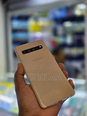 New Samsung Galaxy S10 5G 256 GB