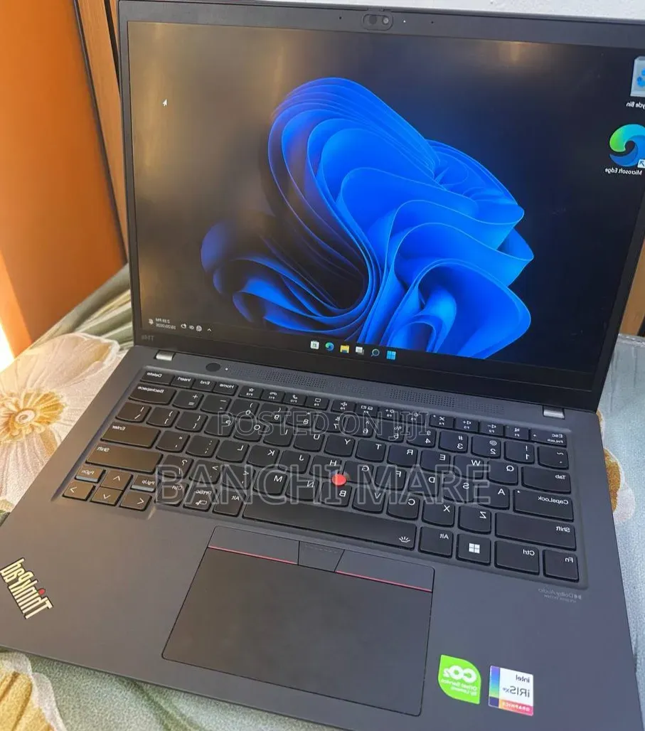 New Laptop Lenovo ThinkPad T14s Gen 2 32GB Intel Core i7 SSD 512GB