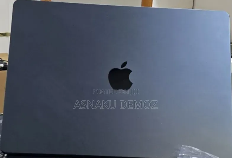 New Laptop Apple MacBook Air 2026 M5 16GB Apple M5 SSD 512GB