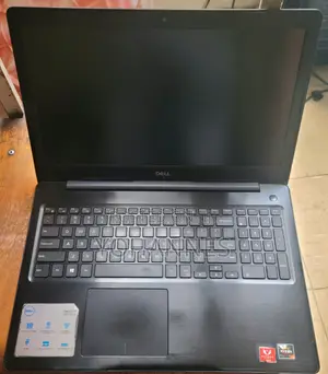 Laptop Dell Inspiron 15 8GB AMD Ryzen 5 HDD 500GB