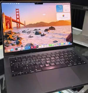 New Laptop Apple MacBook Pro 2025 M5 16GB Apple M5 SSD 512GB