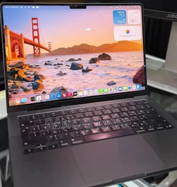 New Laptop Apple MacBook Pro 2025 M5 16GB Apple M5 SSD 512GB