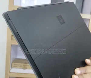 New Laptop Microsoft Surface Pro 6 16GB Intel Core i7 SSD 512GB