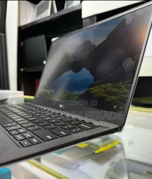 New Laptop Dell XPS 13 16GB Intel Core i7 SSD 512GB