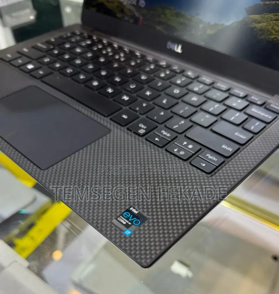 New Laptop Dell XPS 13 16GB Intel Core i7 SSD 512GB