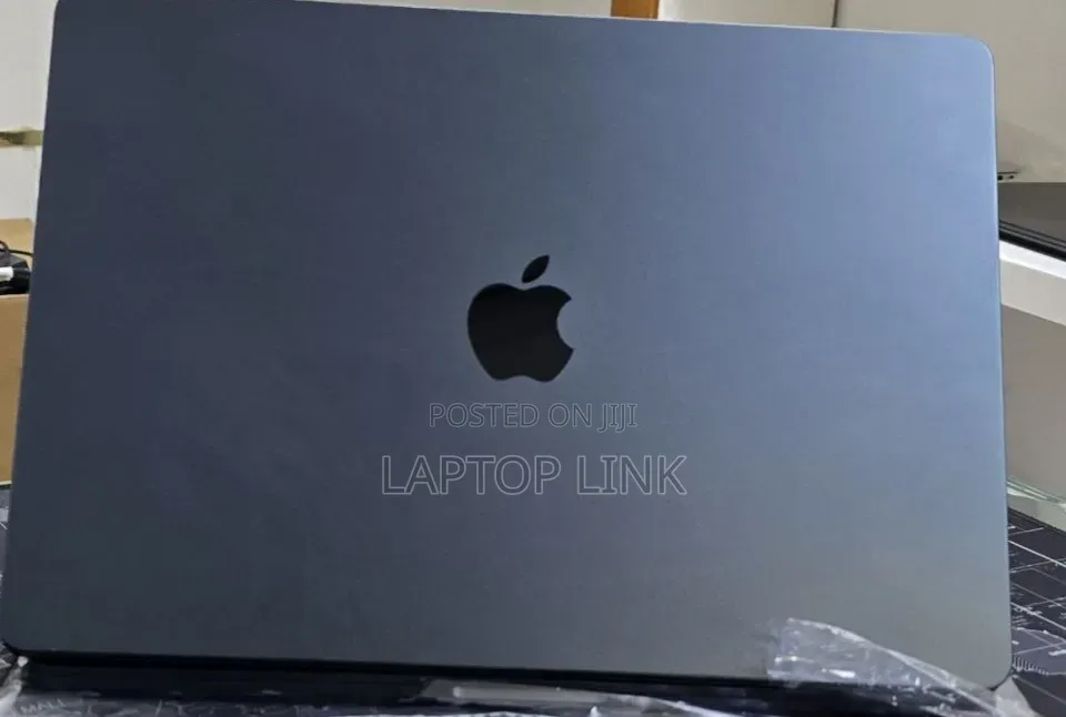New Laptop Apple MacBook Air 2026 M5 16GB Apple M5 SSD 512GB