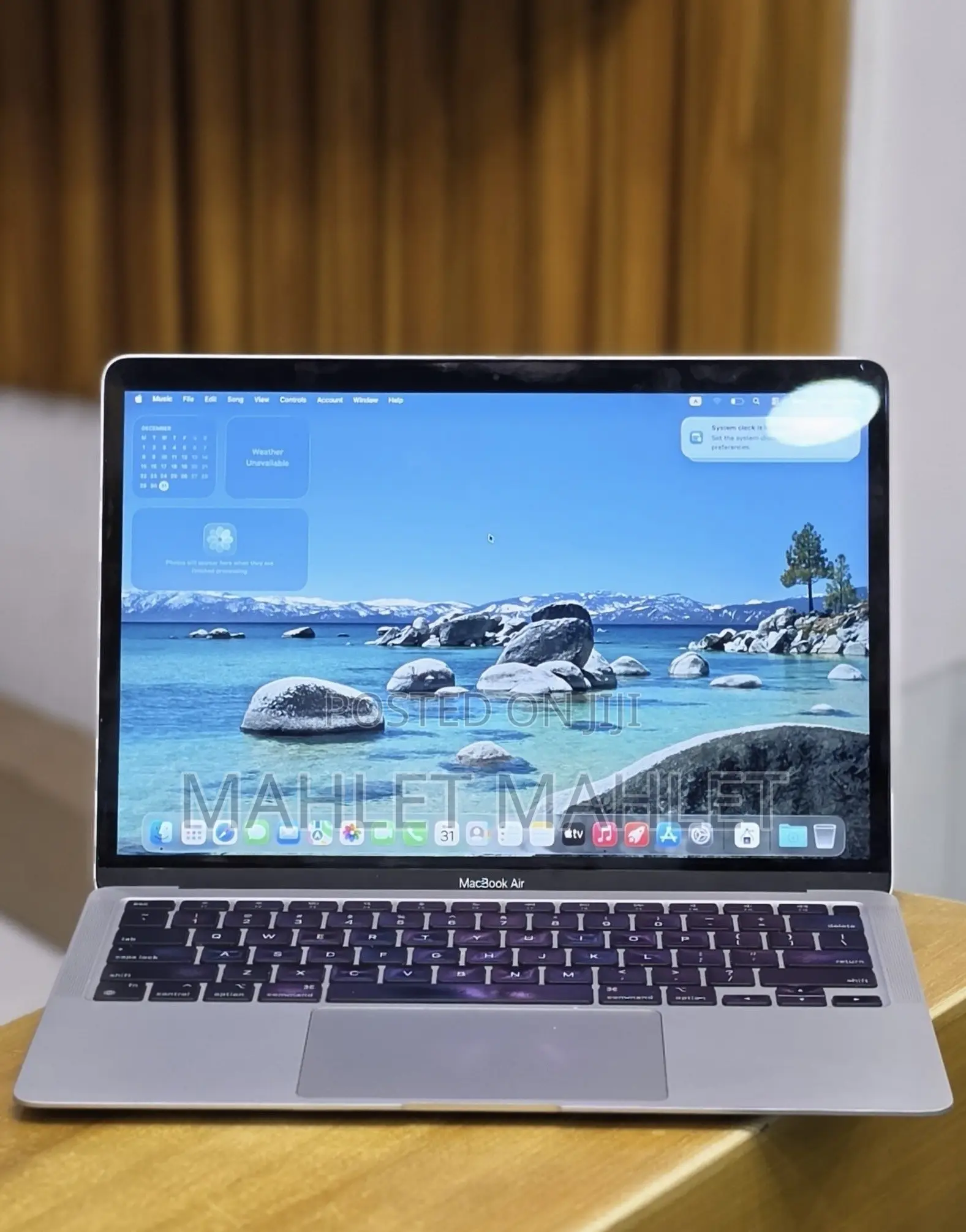 New Laptop Apple MacBook Air 2020 M1 8GB Apple M1 SSD 256GB