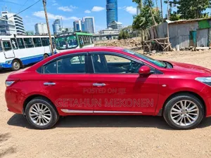 Toyota Yaris 2015 Burgundy