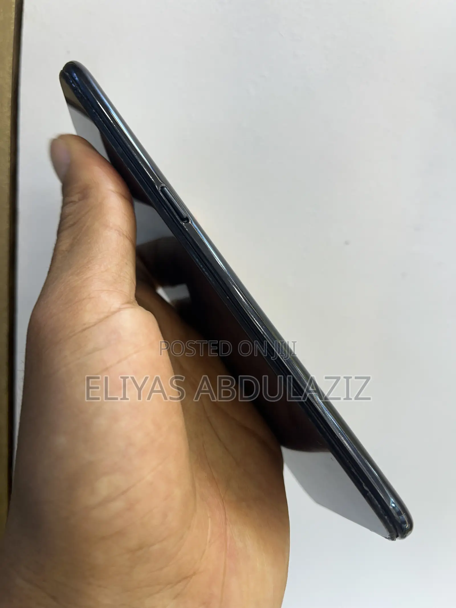 New Samsung Galaxy A10s 32 GB Black