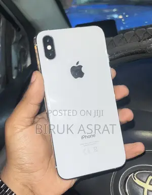 Apple iPhone XS 64 GB White