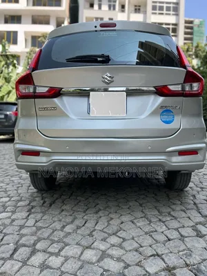 Suzuki Ertiga 2021 Silver