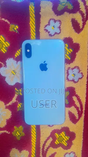 New Apple iPhone X 64 GB Silver