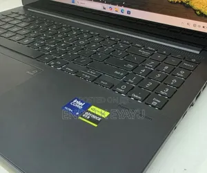 New Laptop Asus Vivobook 15 16GB Intel Core Ultra 9 SSD 512GB
