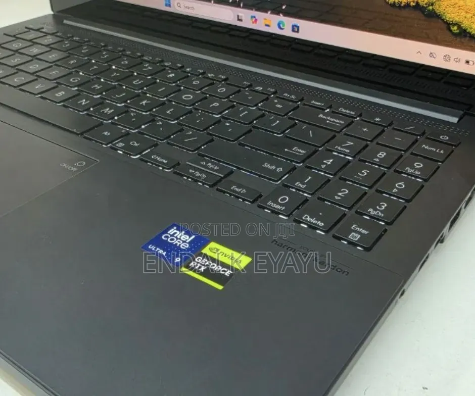 New Laptop Asus Vivobook 15 16GB Intel Core Ultra 9 SSD 512GB