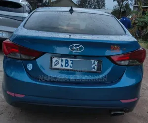 Hyundai Avante 2014 Blue