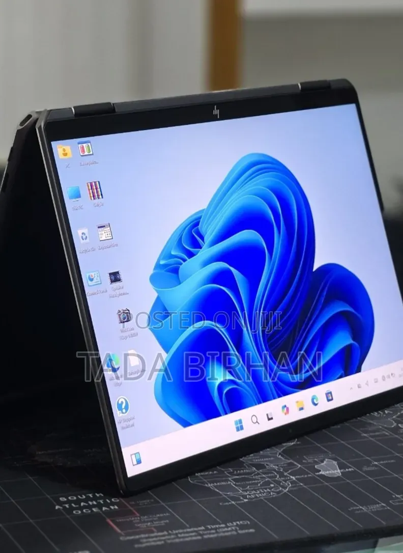 New Laptop HP Spectra 13 16GB Intel Core i7 SSD 512GB