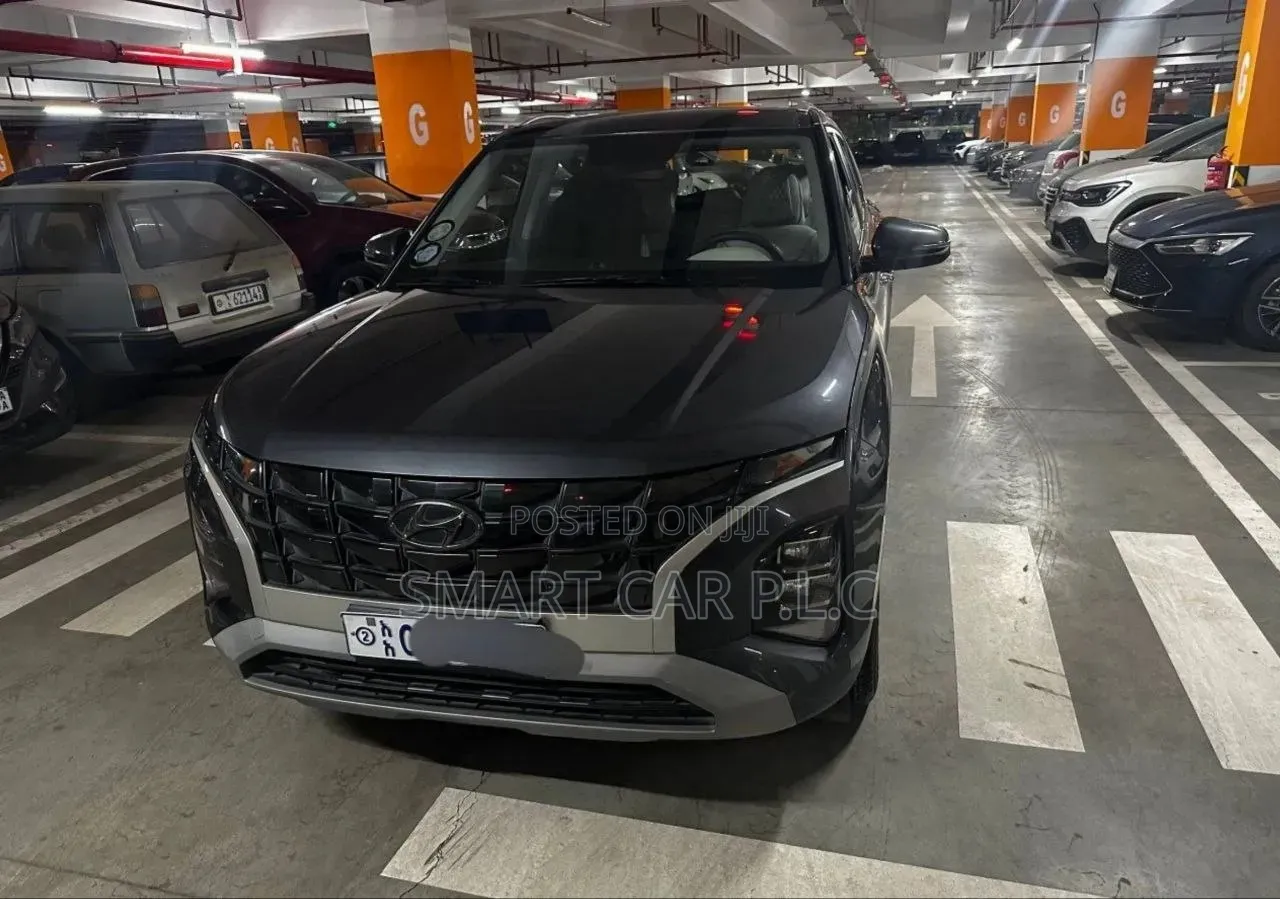 Hyundai Creta 2023 Gray