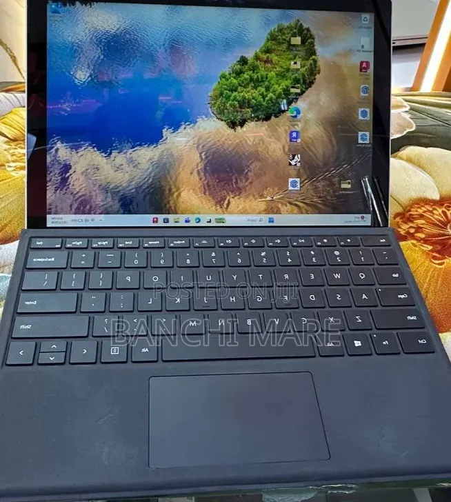 New Laptop Microsoft Surface Pro 7 16GB Intel Core i7 SSD 512GB