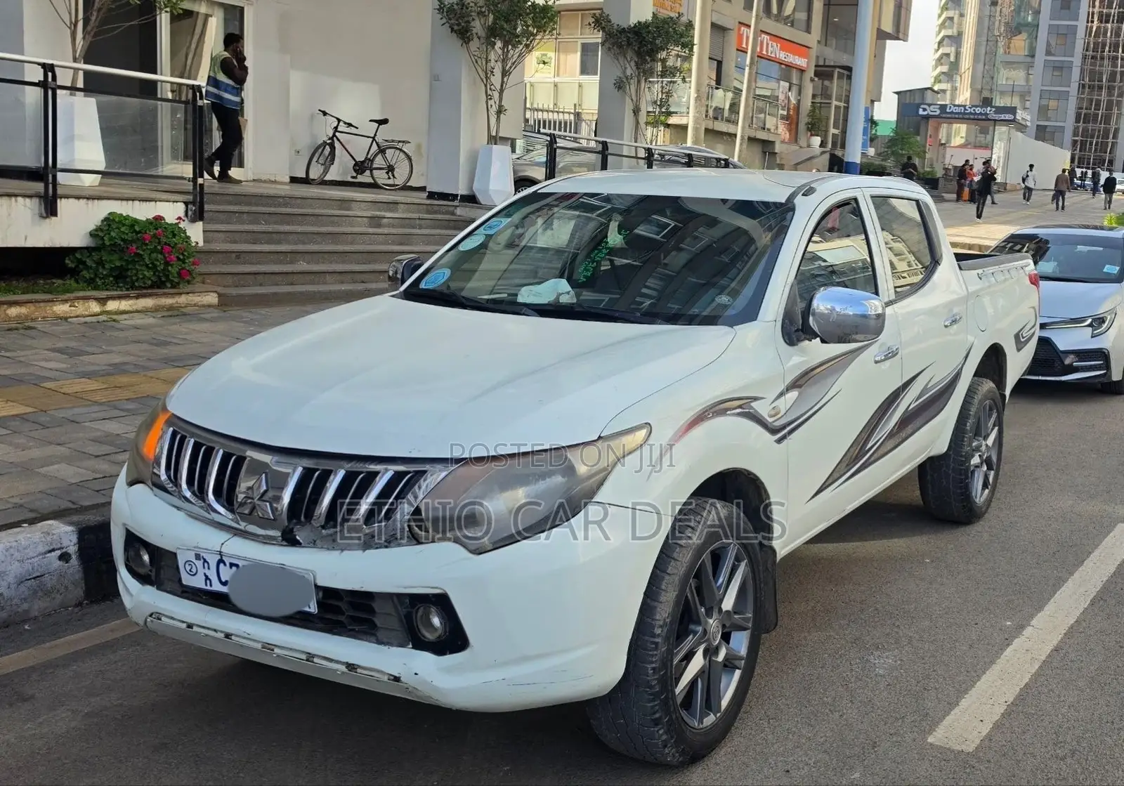 Mitsubishi L200 2015 White