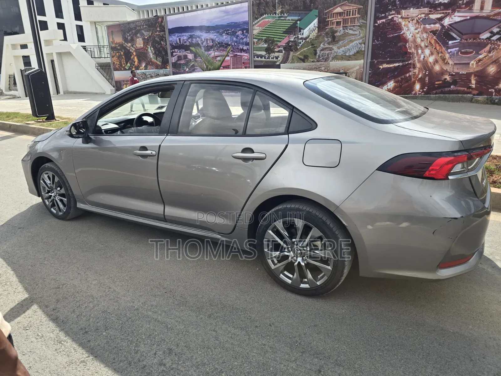 Toyota Corolla 2022 Gold