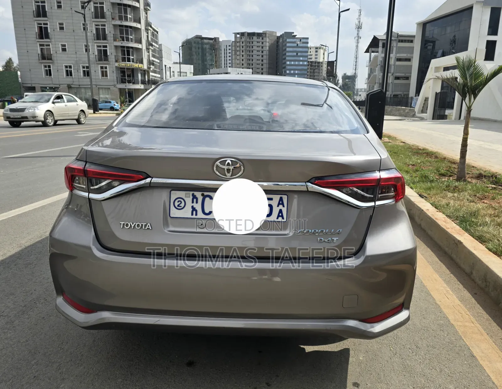 Toyota Corolla 2022 Gold