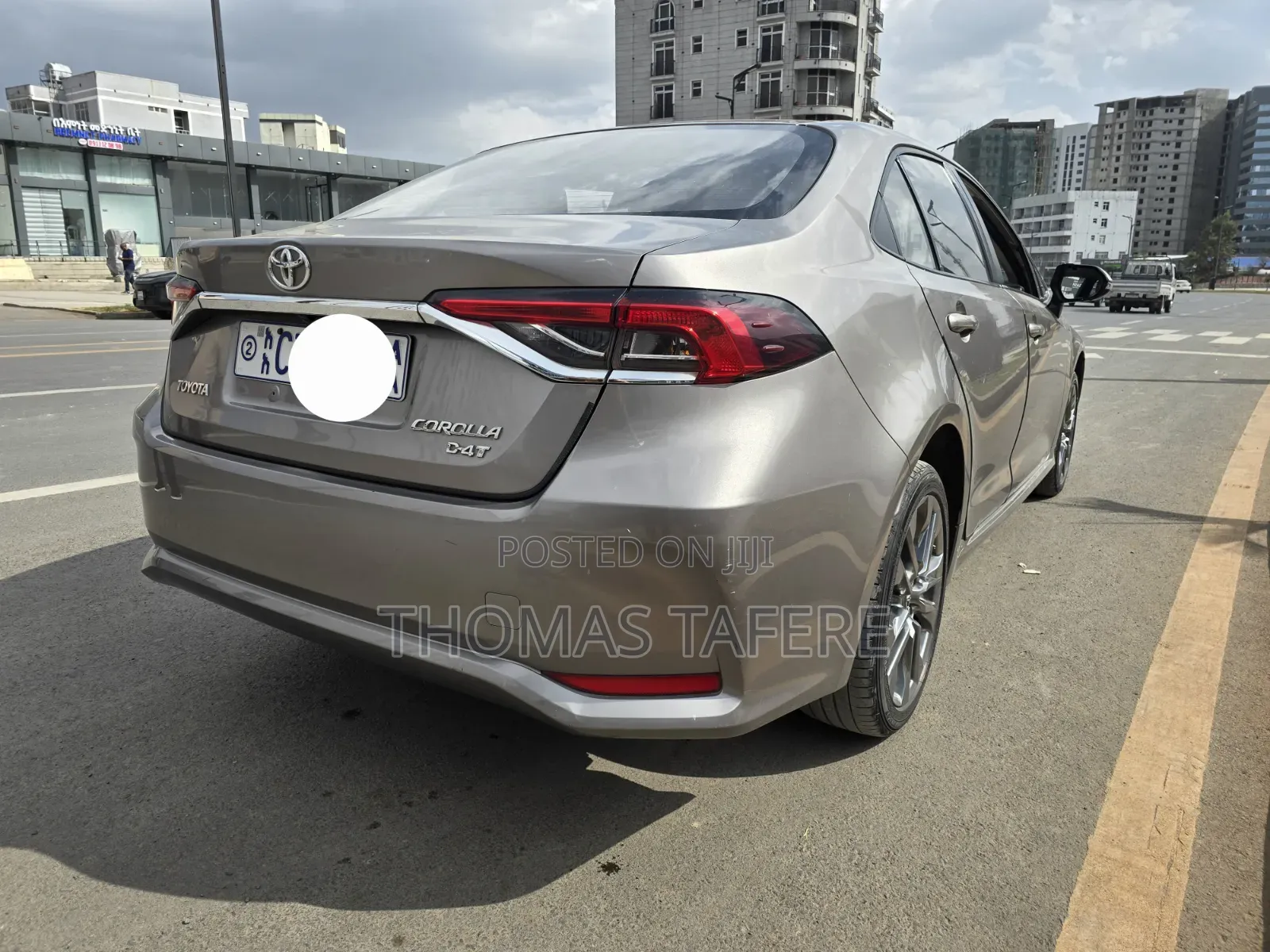 Toyota Corolla 2022 Gold