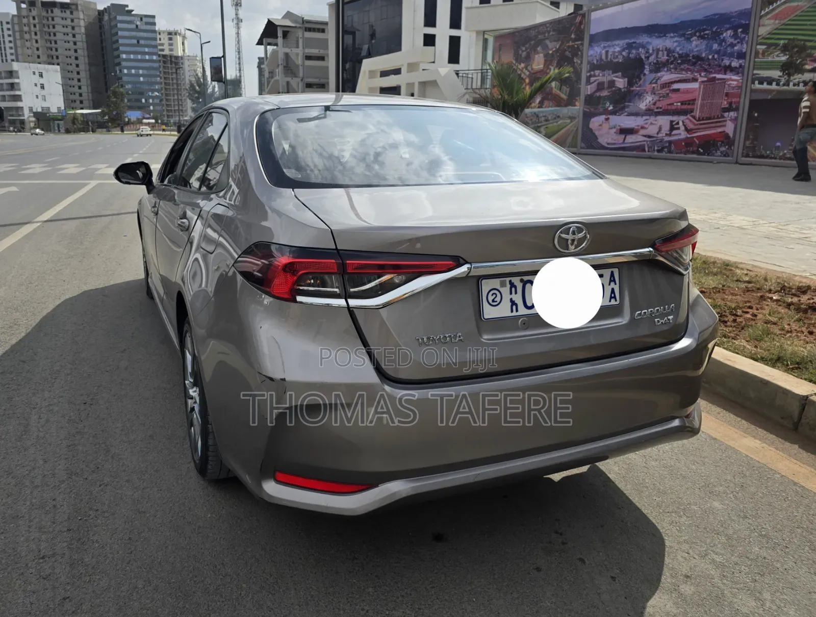 Toyota Corolla 2022 Gold
