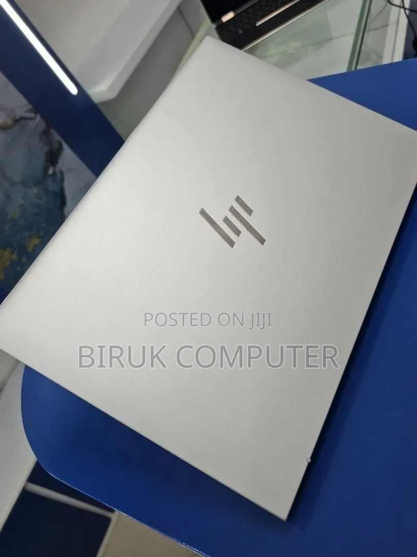 New Laptop HP EliteBook 840 G8 16GB Intel Core i5 SSD 512GB