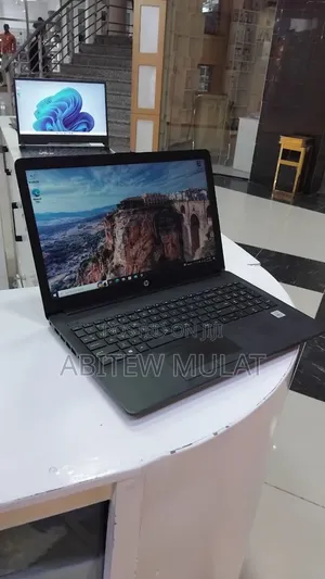 New Laptop HP Stream Notebook 8GB Intel Core i7 HDD 1T