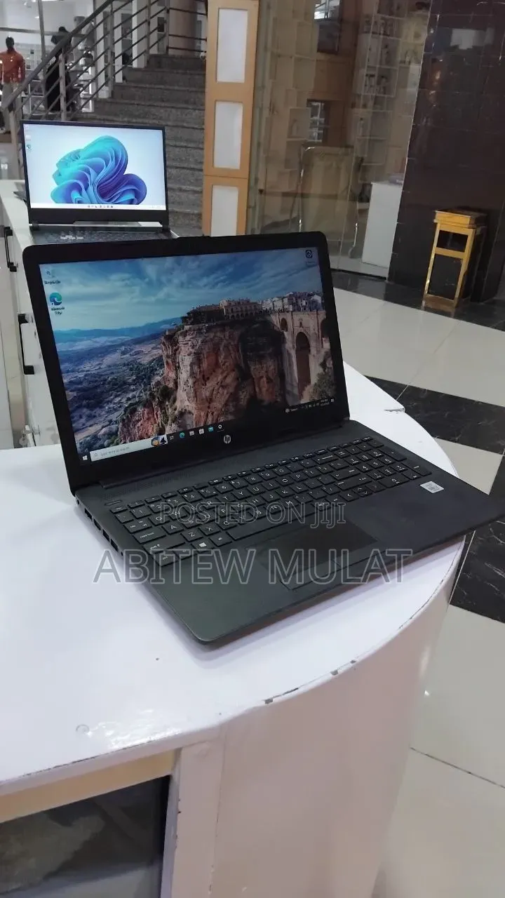 New Laptop HP Stream Notebook 8GB Intel Core i7 HDD 1T