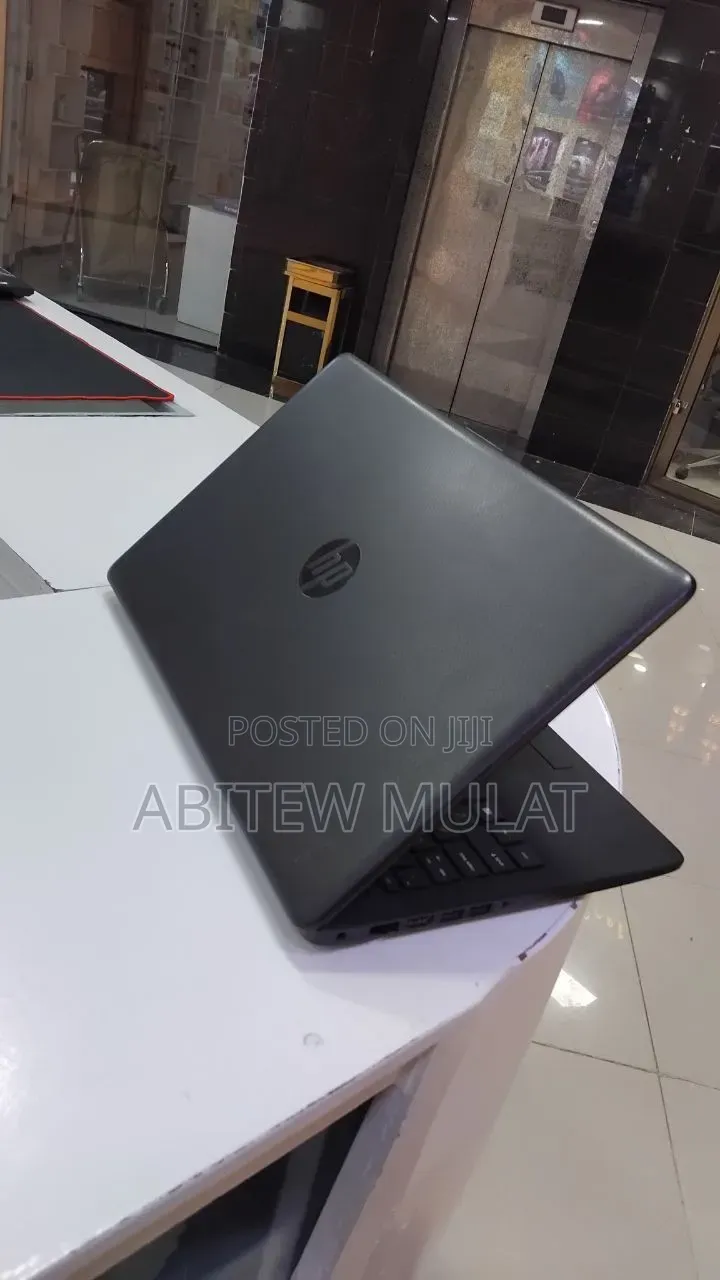 New Laptop HP Stream Notebook 8GB Intel Core i7 HDD 1T