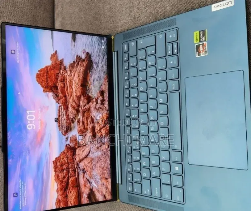 New Laptop Lenovo Yoga 7i 16GB AMD Ryzen 7 SSD 512GB