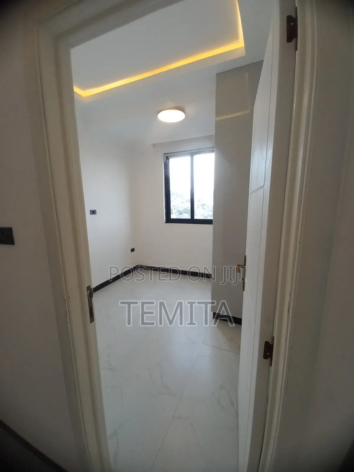 Furnished 3bdrm Penthouse in Estifanos Real, Yeka for rent