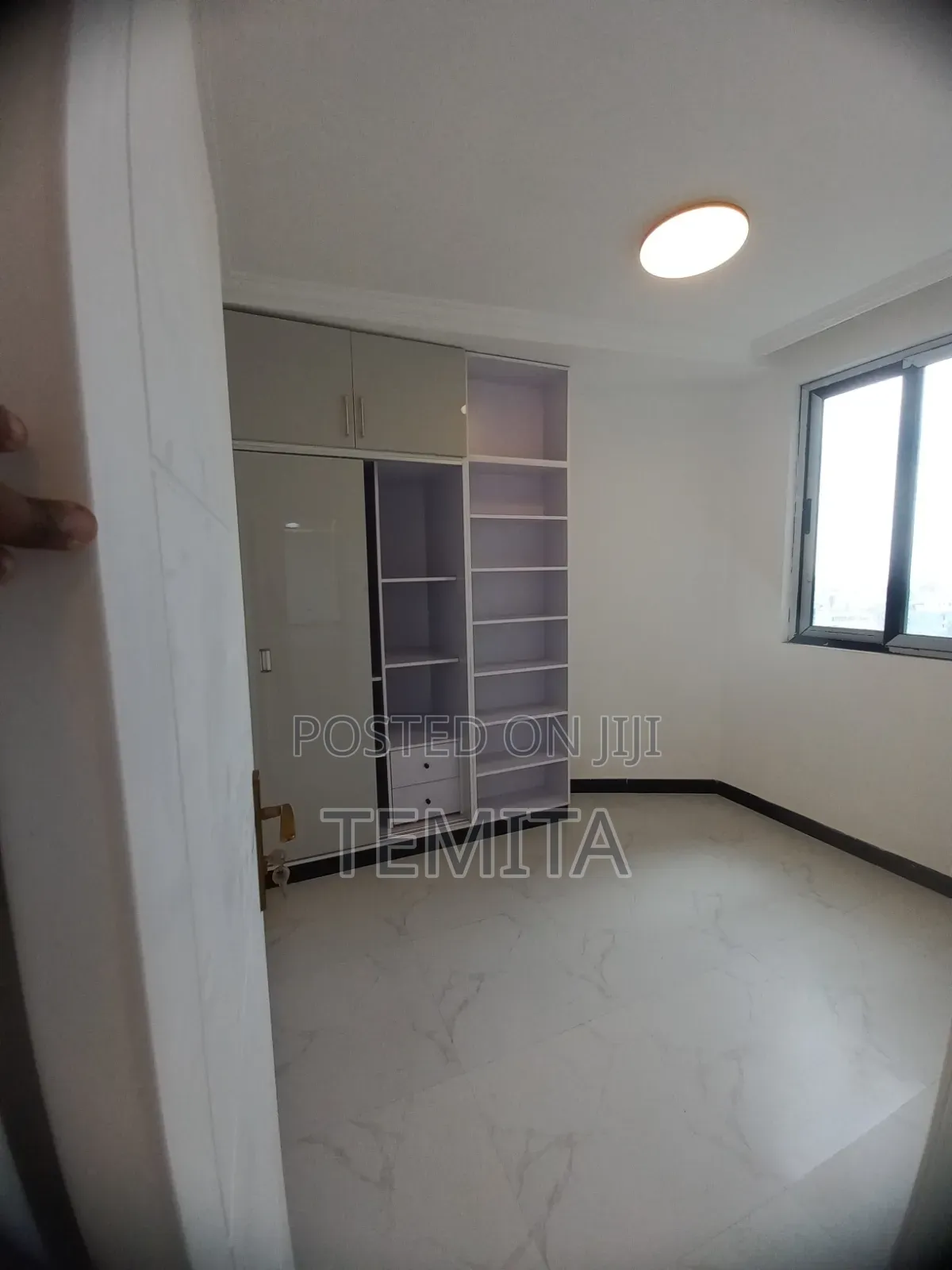 Furnished 3bdrm Penthouse in Estifanos Real, Yeka for rent
