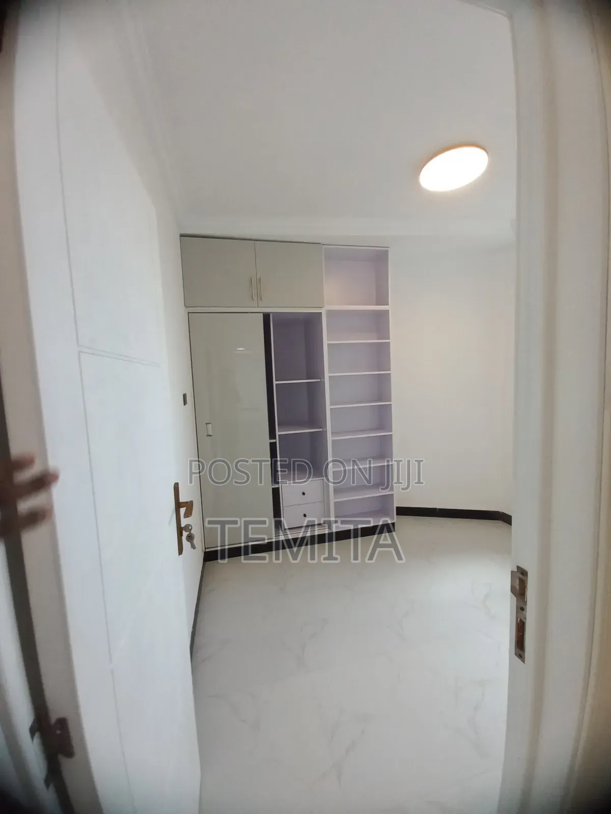 Furnished 3bdrm Penthouse in Estifanos Real, Yeka for rent
