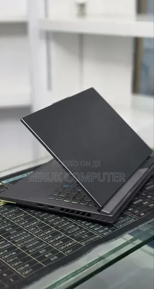 New Laptop Asus ROG Strix G16 G614 16GB Intel Core i5 SSD 512GB