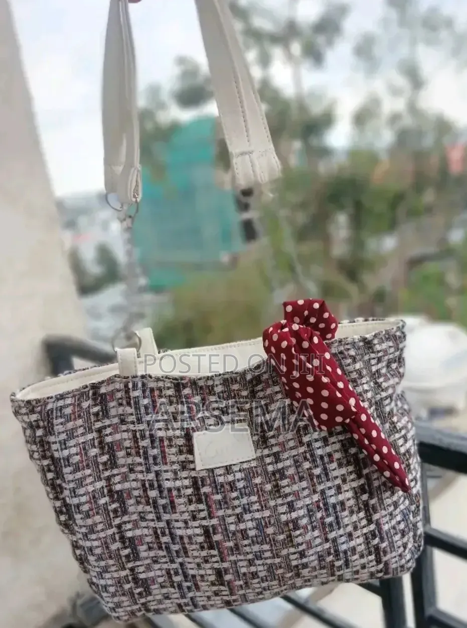 Stylish Tote Bags for Women – Affordable Prices and High Quality
