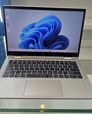New Laptop HP EliteBook 830 G8 16GB Intel Core i7 SSD 512GB