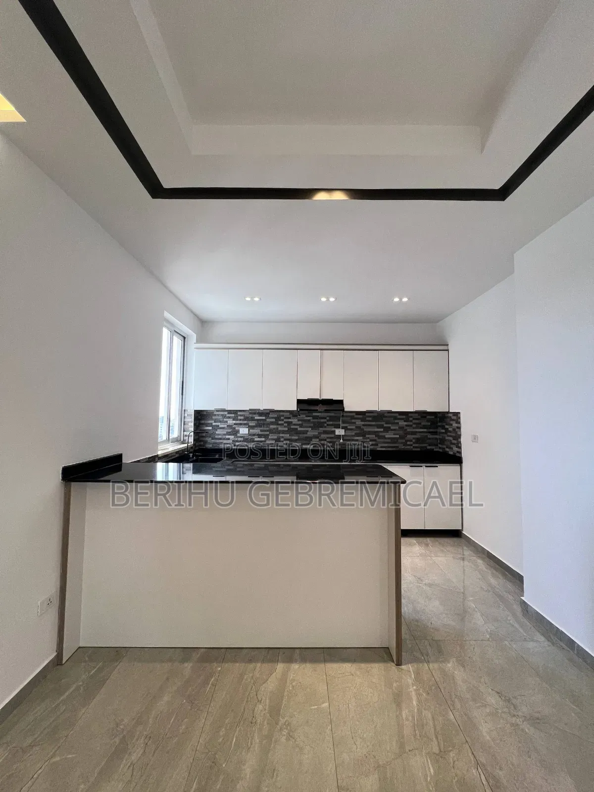 2bdrm Apartment in ቀበና, Arada for sale
