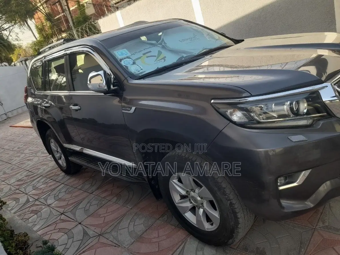 Toyota Land Cruiser 2020