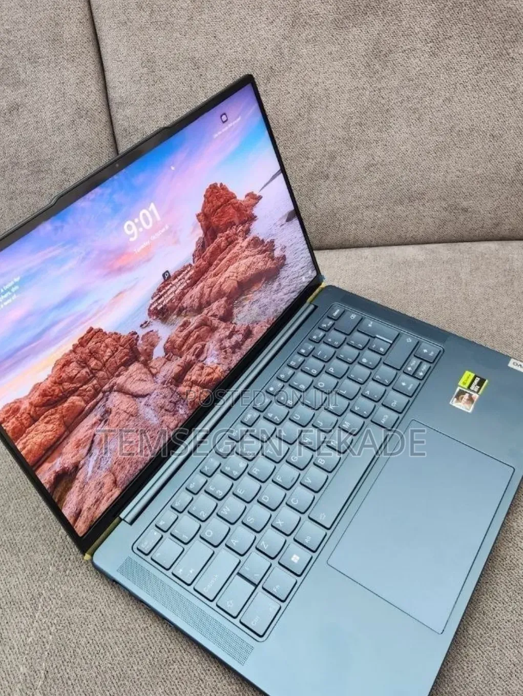 New Laptop Lenovo Yoga Slim 7 16GB AMD Ryzen 7 SSD 512GB