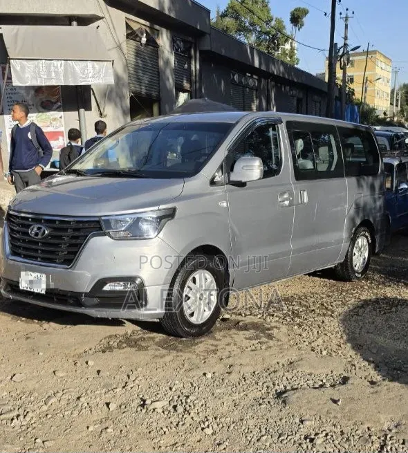 Hyundai Starex 2021 Grey