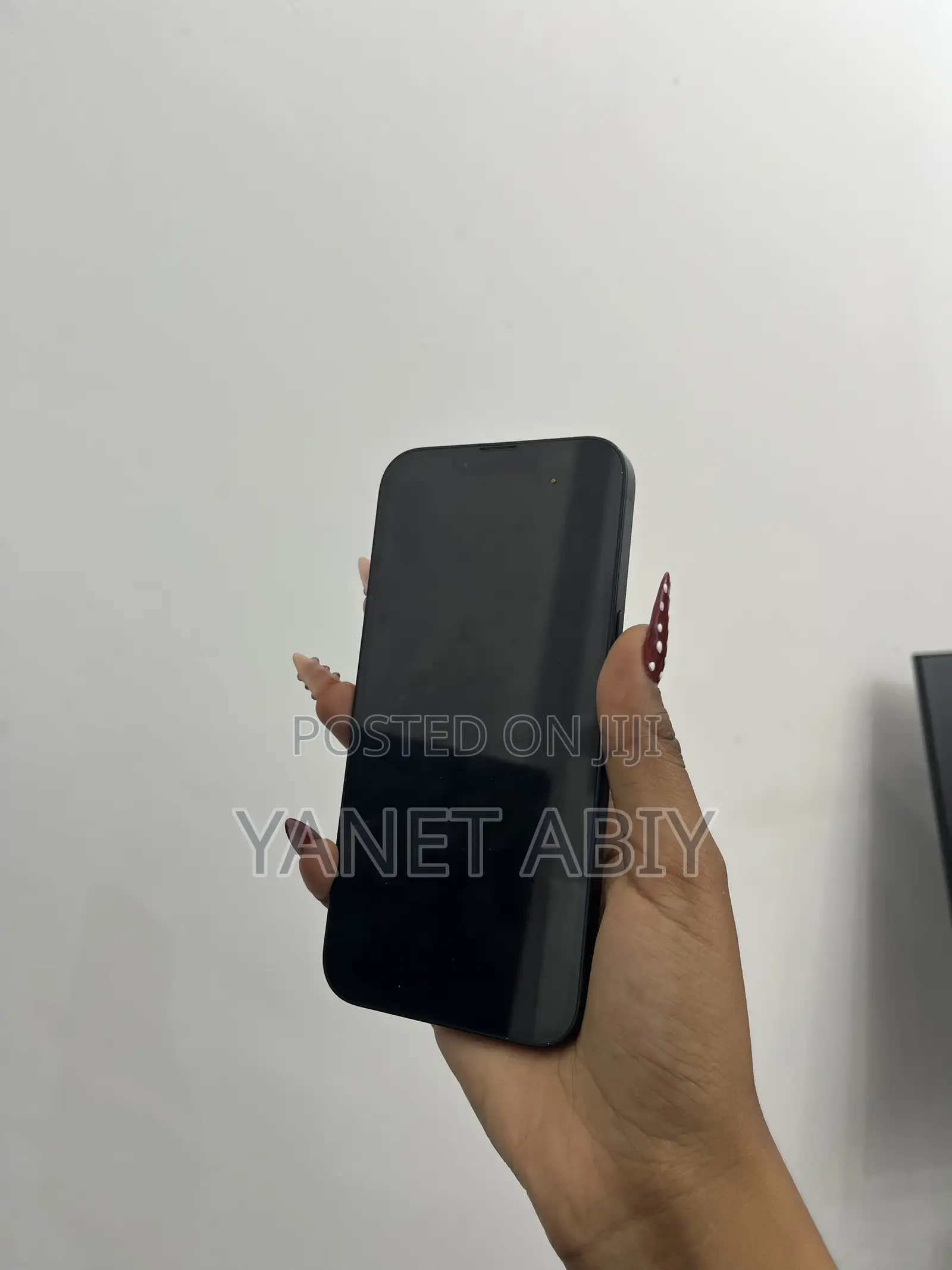 New Apple iPhone 13 128 GB Black