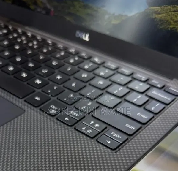 New Laptop Dell XPS 13 16GB Intel Core i7 SSD 512GB