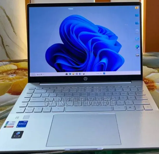 New Laptop HP Pavilion 14 16GB Intel Core i5 SSD 512GB