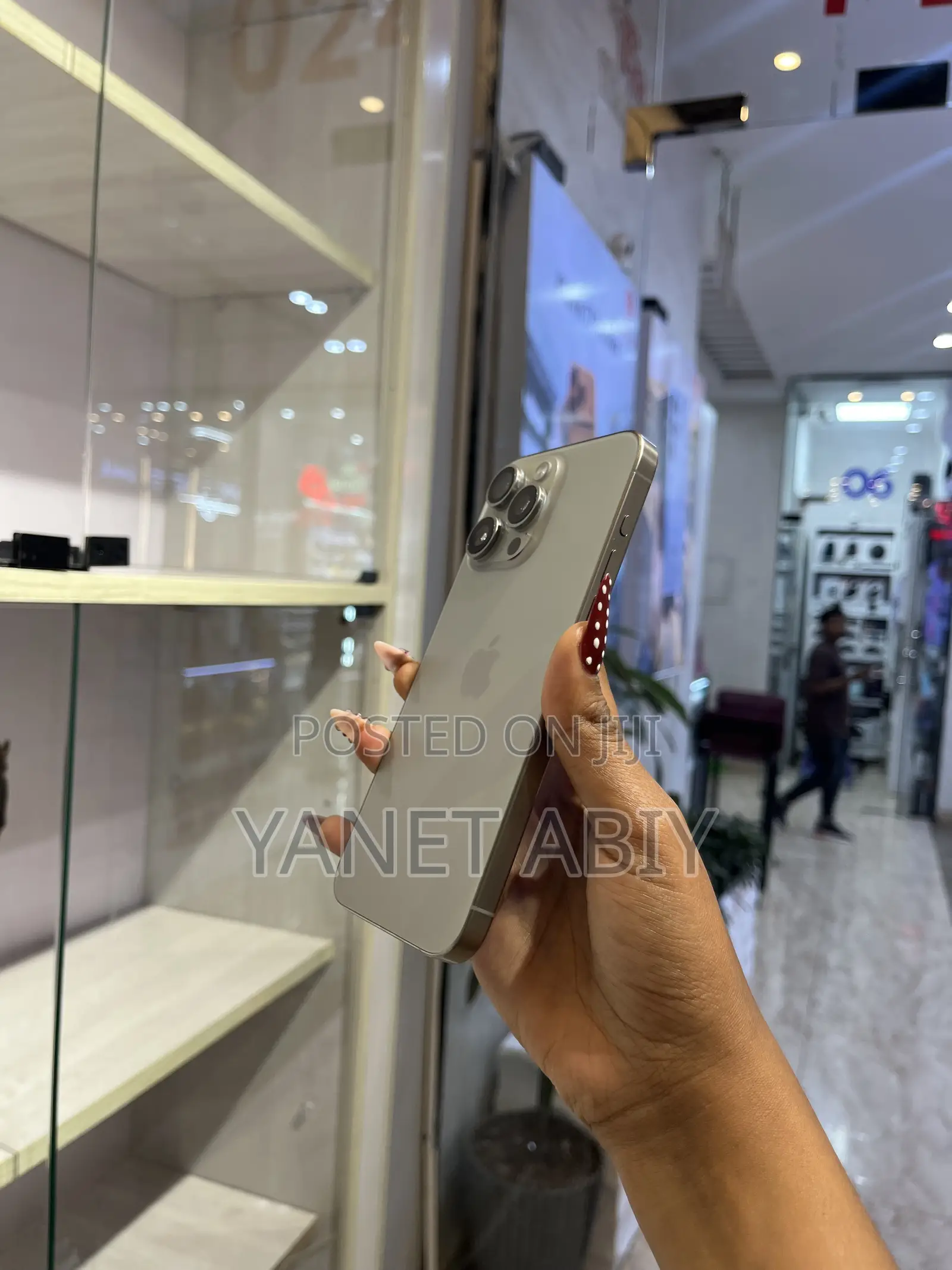 New Apple iPhone 15 Pro Max 256 GB Gray