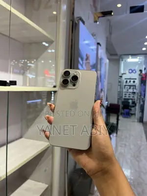 New Apple iPhone 15 Pro Max 256 GB Gray