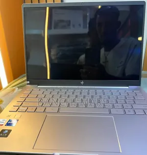 New Laptop HP Pavilion 14 16GB Intel Core i7 SSD 1T