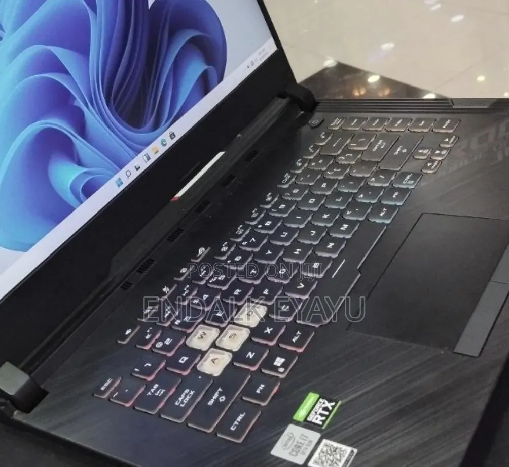 New Laptop Asus ROG Strix G15 16GB Intel Core i7 SSD 512GB